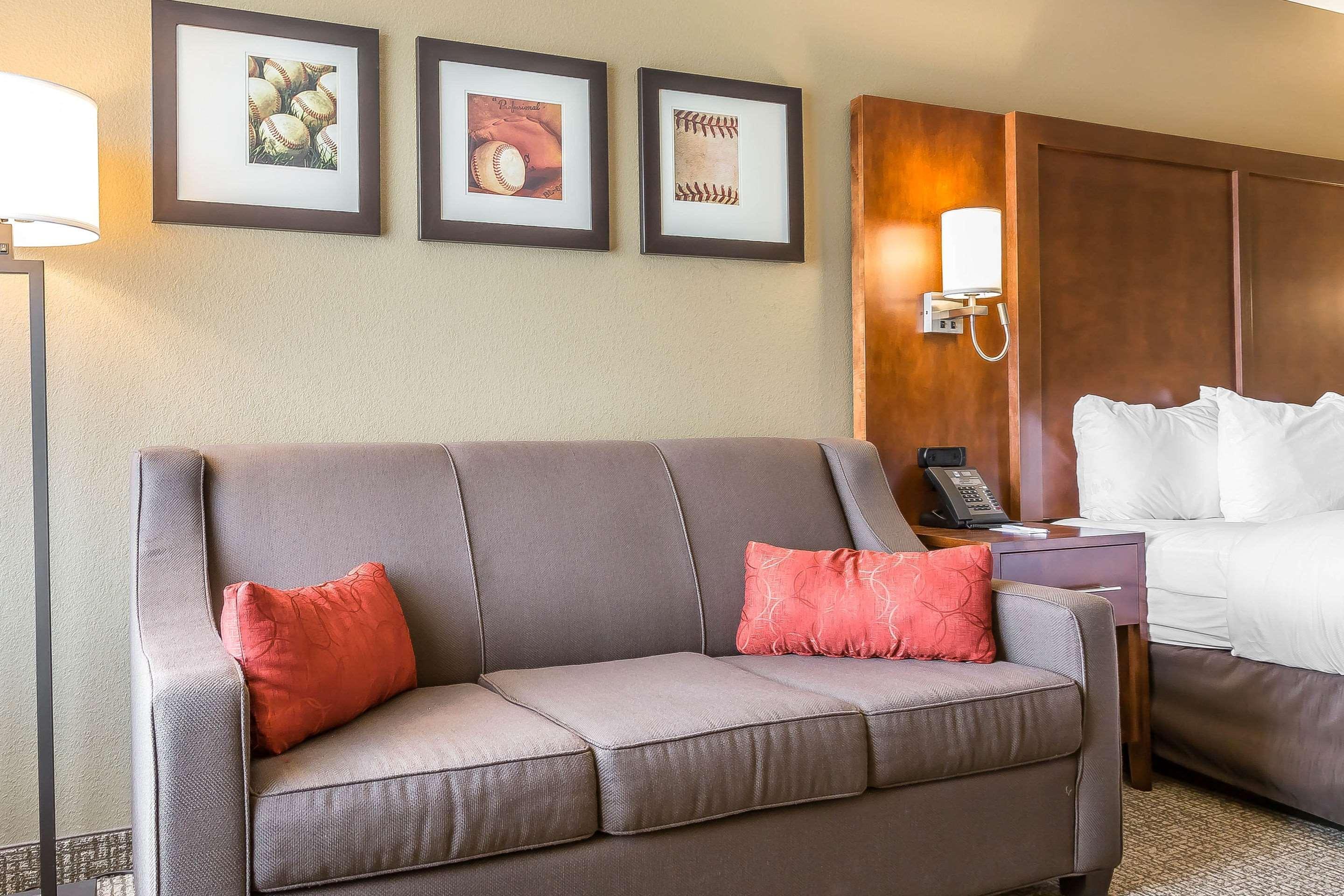Comfort Inn&Suites Aberdeen Buitenkant foto