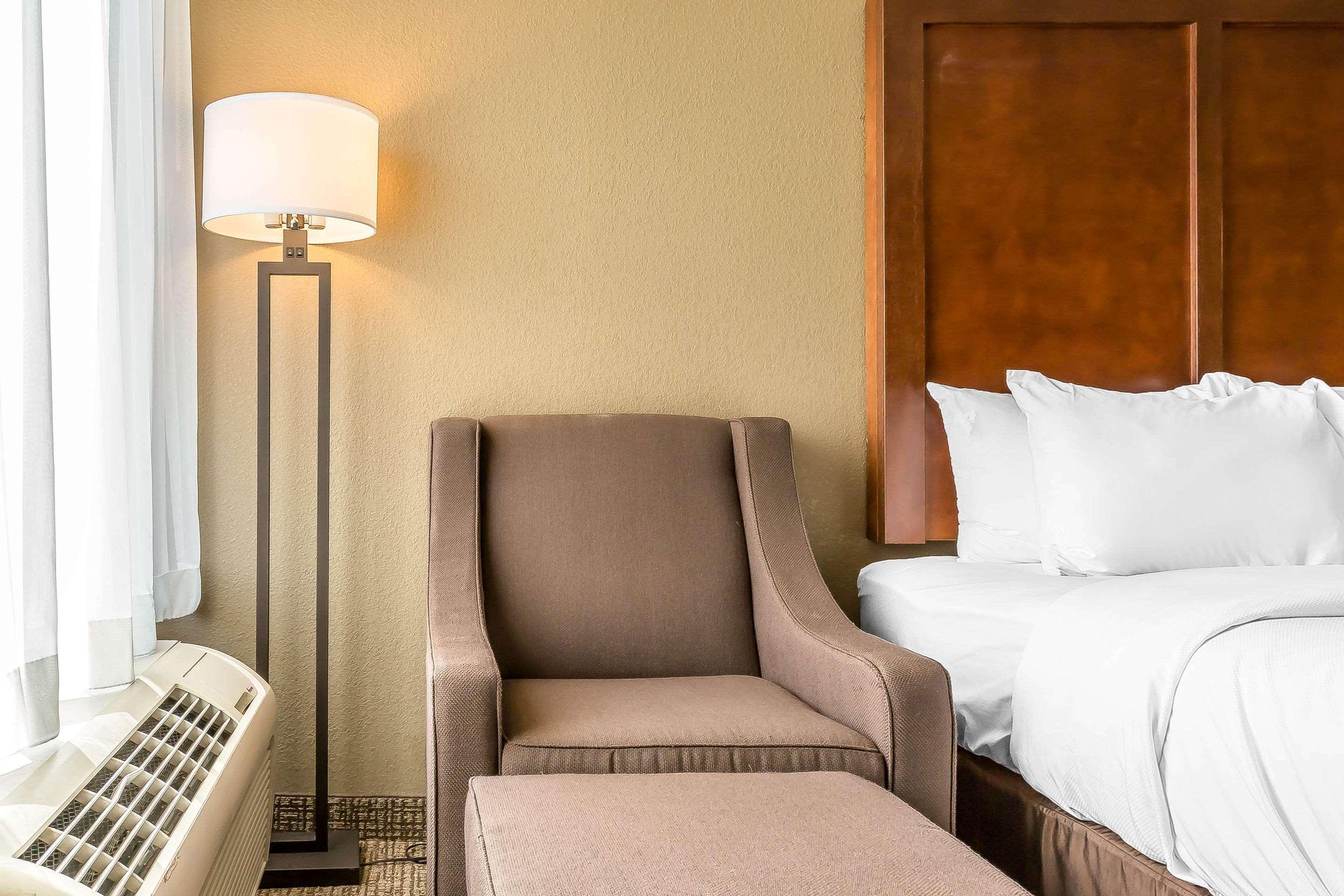 Comfort Inn&Suites Aberdeen Buitenkant foto