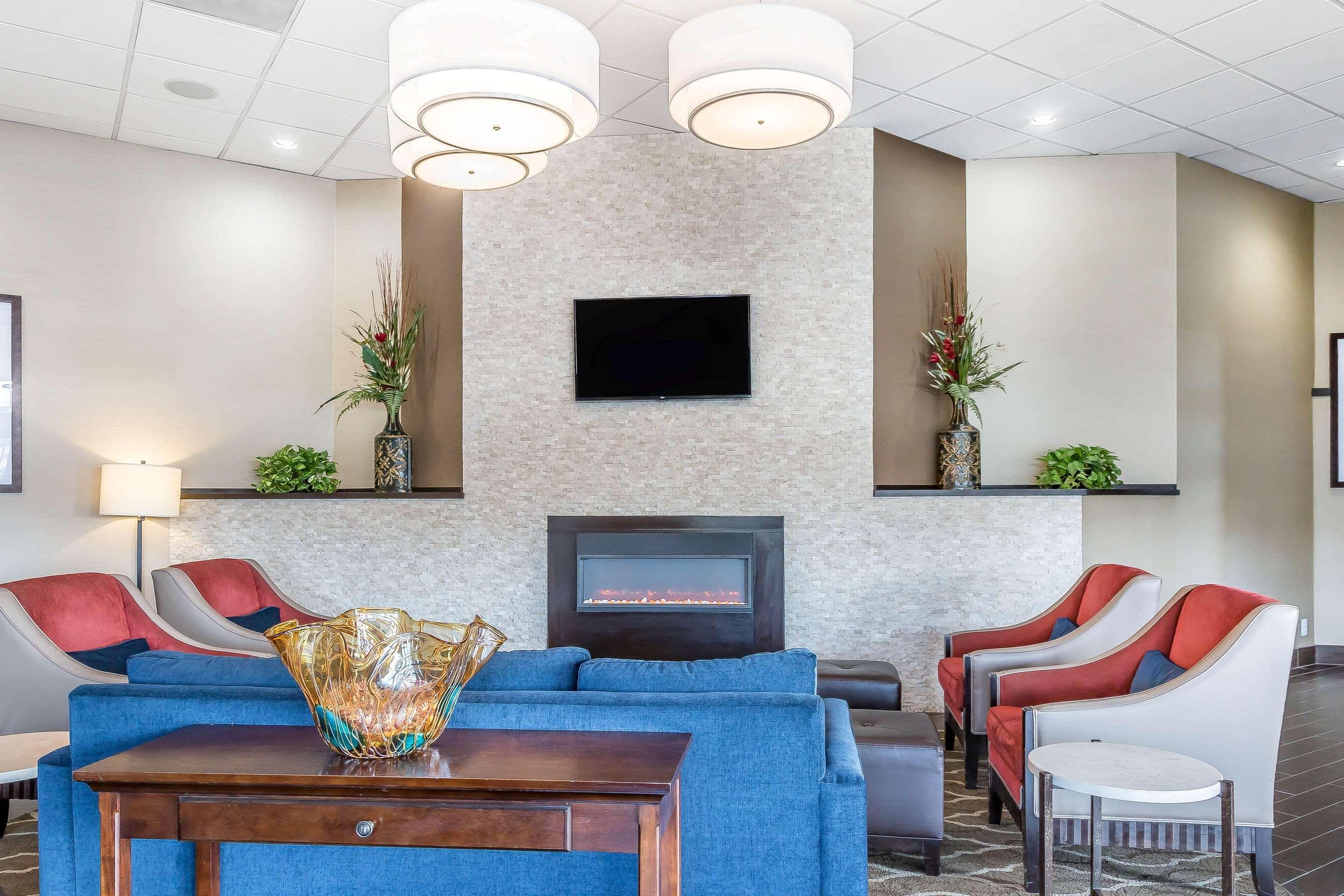 Comfort Inn&Suites Aberdeen Buitenkant foto