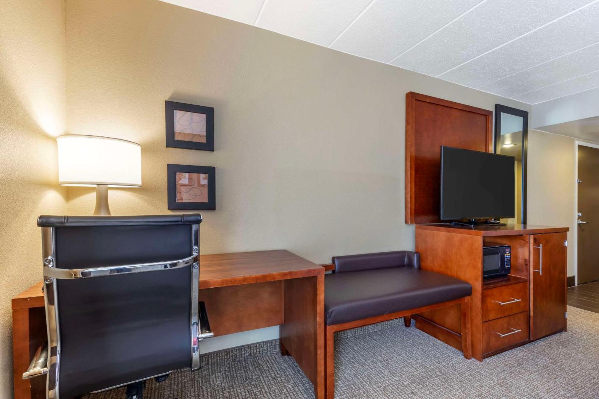 Comfort Inn&Suites Aberdeen Buitenkant foto